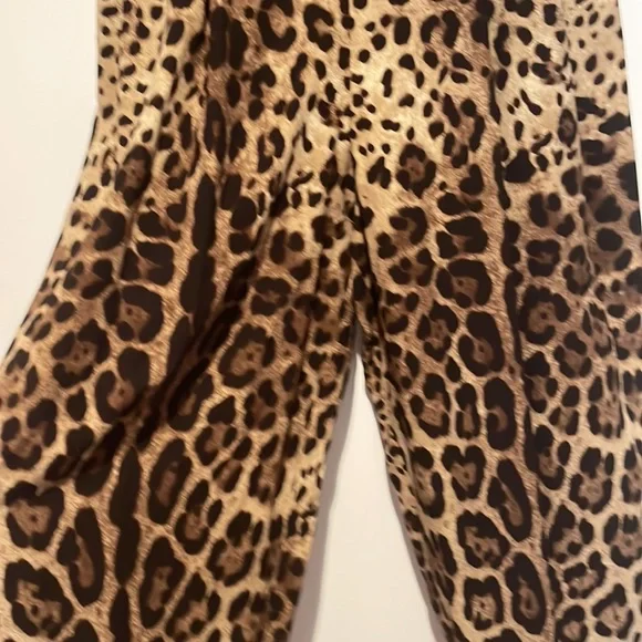 Dolce Gabbana silk leopard 🐆 jumpsuit - Picture 5 of 11